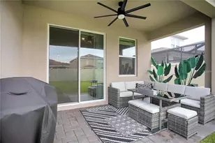 5511 Bungalow Grove Ct, Palmetto, FL 34221 - Photo 4