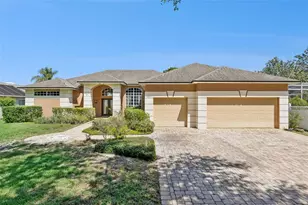 8041 Monier Way, Orlando, FL 32835 - Photo 2