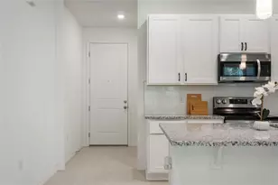 5273 Luisa Ct, Saint Cloud, FL 34771 - Photo 6