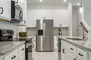 5273 Luisa Ct, Saint Cloud, FL 34771 - Photo 8