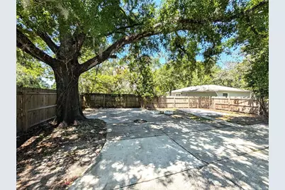 1608 E New Orleans Avenue, Tampa, FL 33610 - Photo 14
