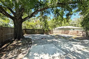 1608 E New Orleans Ave, Tampa, FL 33610 - Photo 14