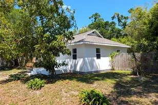 1608 E New Orleans Ave, Tampa, FL 33610 - Photo 2