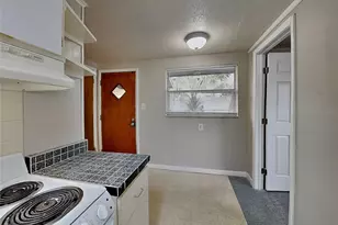 9610 N 12th St, Tampa, FL 33612 - Photo 4