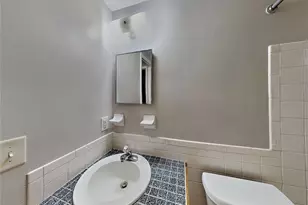 9610 N 12th St, Tampa, FL 33612 - Photo 8