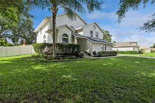 1458 Royal Cir, Apopka, FL 32703 - Photo 4