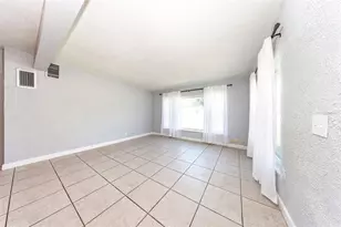 619 Camellia Ct, Sanford, FL 32773 - Photo 8