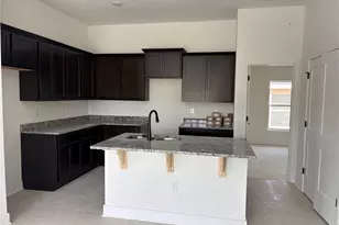 247 Verny Grove Ln, Leesburg, FL 34748 - Photo 2