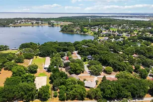 16045 Harbar Oaks Dr, Montverde, FL 34756 - Photo 2