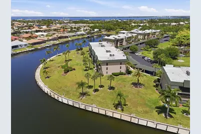 601 Shreve Street #32B, Punta Gorda, FL 33950 - Photo 2