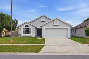 4865 Kingston Cir, Kissimmee, FL 34746 - Photo 2
