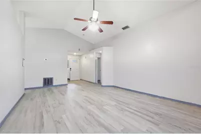 4865 Kingston Circle, Kissimmee, FL 34746 - Photo 10