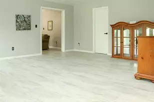 8424 NW 2nd Pl, Gainesville, FL 32607 - Photo 14