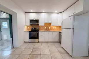 829 E 4th St, Englewood, FL 34223 - Photo 10