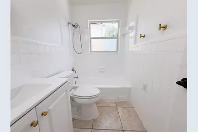 829 E 4th Street, Englewood, FL 34223 - Photo 6