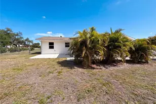 829 E 4th St, Englewood, FL 34223 - Photo 26