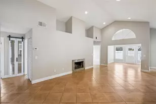 108 Edgewater Cir, Sanford, FL 32773 - Photo 4