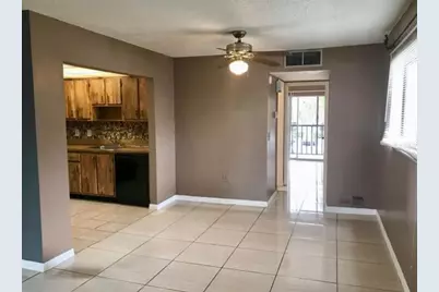 2565 Oak Park Way #213, Orlando, FL 32822 - Photo 2