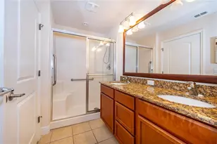 1075 David Walker Dr, Tavares, FL 32778 - Photo 14