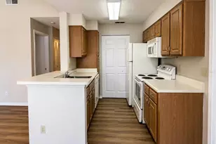 1063 S Hiawassee Rd, Orlando, FL 32835 - Photo 6