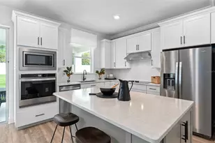 2473 Horizon Vw Ave, West Melbourne, FL 32904 - Photo 4