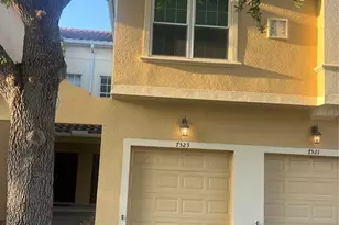 7523 Pellham Way, Kissimmee, FL 34747 - Photo 2