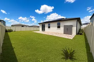 445 Mckenna Dr, Winter Haven, FL 33881 - Photo 4