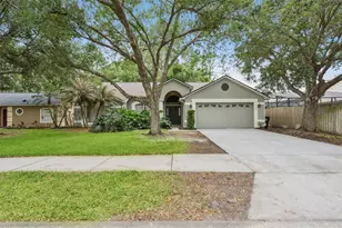 1023 W Riviera Blvd, Oviedo, FL 32765 - Photo 2