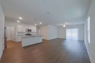 31914 Katelin Cir, Leesburg, FL 34748 - Photo 4