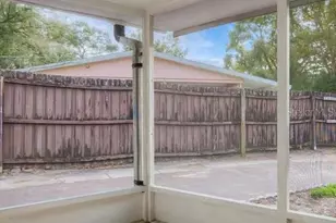 1 S Aurora Dr, Apopka, FL 32703 - Photo 10