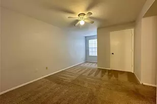 1610 Columbia Arms Cir, Kissimmee, FL 34741 - Photo 16
