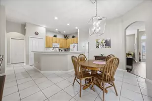 722 Brighton Dr, Davenport, FL 33897 - Photo 12