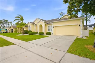 722 Brighton Dr, Davenport, FL 33897 - Photo 2