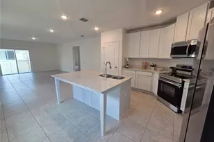 2747 San Marco Wy, Winter Haven, FL 33884 - Photo 2