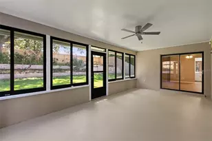 925 Red Dandy Dr, Orlando, FL 32818 - Photo 32