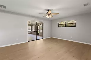 925 Red Dandy Dr, Orlando, FL 32818 - Photo 20