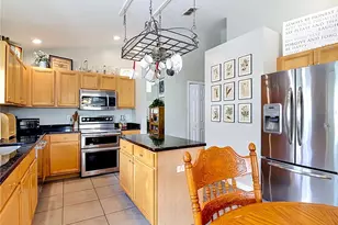 13256 Whisper Bay Dr, Clermont, FL 34711 - Photo 12