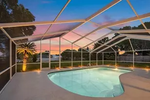 4 Grove Ct SE, Winter Haven, FL 33884 - Photo 2