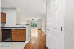 204 E South St, Orlando, FL 32801 - Photo 6