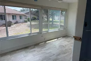 110-112 Gloucester Blvd, Sun City Center, FL 33573 - Photo 12