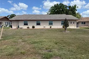 110-112 Gloucester Blvd, Sun City Center, FL 33573 - Photo 4