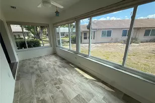 110-112 Gloucester Blvd, Sun City Center, FL 33573 - Photo 14
