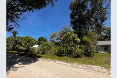1285 6th Street, Orange City, FL 32763 - Photo 8