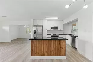 8812 Oakwood Dr, Lake Wales, FL 33898 - Photo 18