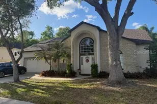 2332 Pinebrook Ct, Oviedo, FL 32766 - Photo 2
