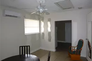 572 Santiago Ave, Orlando, FL 32807 - Photo 10