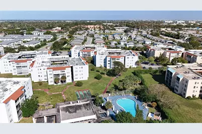 2850 Somerset Drive #204L, Lauderdale Lakes, FL 33311 - Photo 1