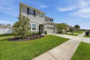 947 Maypole Dr, Apopka, FL 32703 - Photo 2