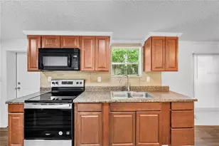 9545 SE 161st St, Summerfield, FL 34491 - Photo 8
