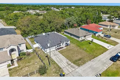 1412 Sarasota Drive, Poinciana, FL 34759 - Photo 22